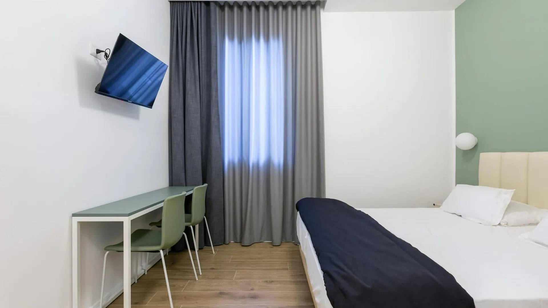 Re Di Roma Guest House 2