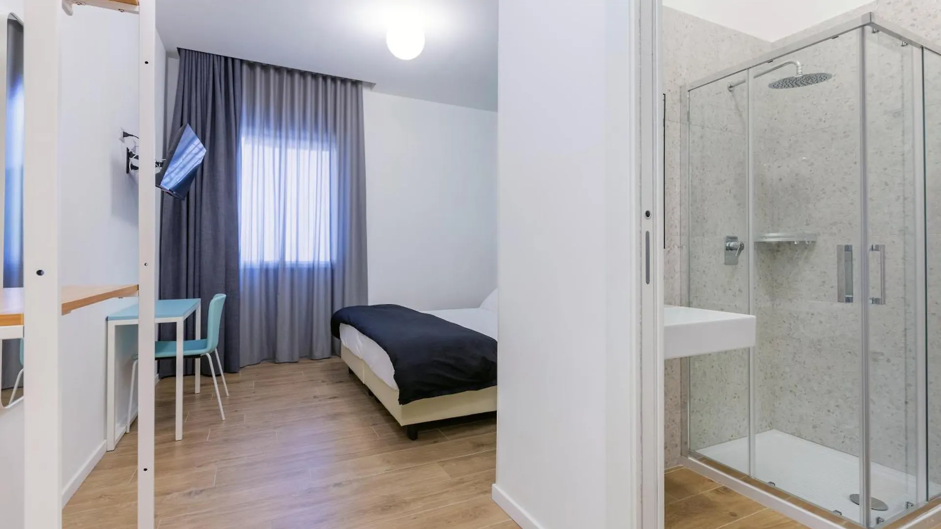 Re Di Roma Guest House 2 0*, Rome