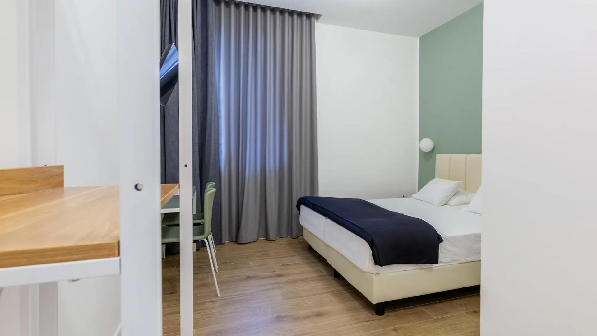 Re Di Roma Guest House 2