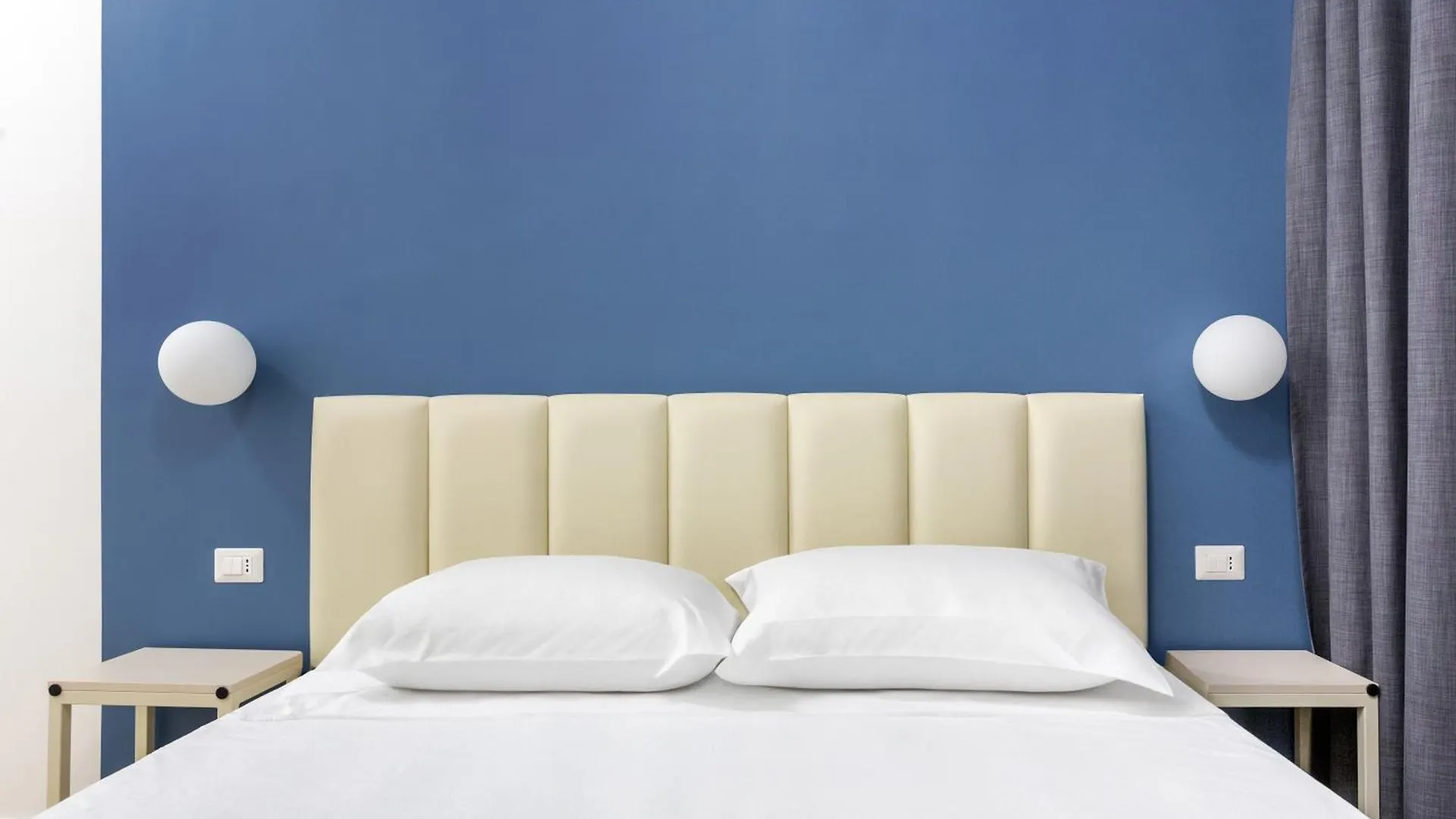 Re Di Roma Guest House 2 0*, Rome Italy